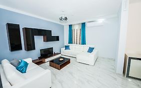 The Waves Holiday Apartment